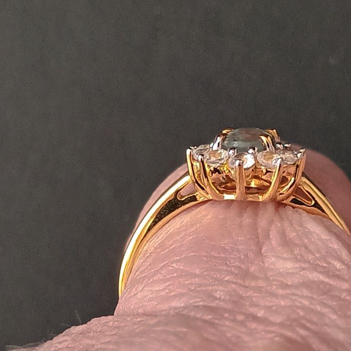 Pierścionek że śr. pr. 925 w pozloceniu z Kyanitem I Nat. Cyrkonem