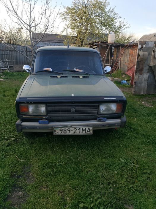Продам ваз 2105.