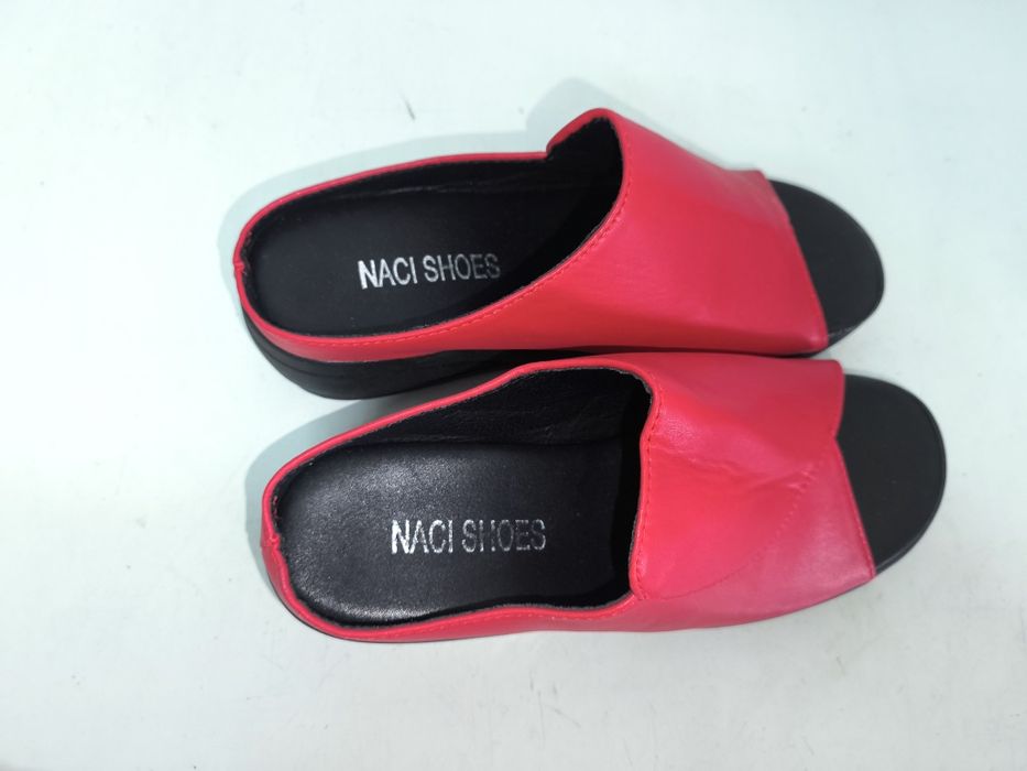 Sandálias vermelhas Naci Shoes 39
