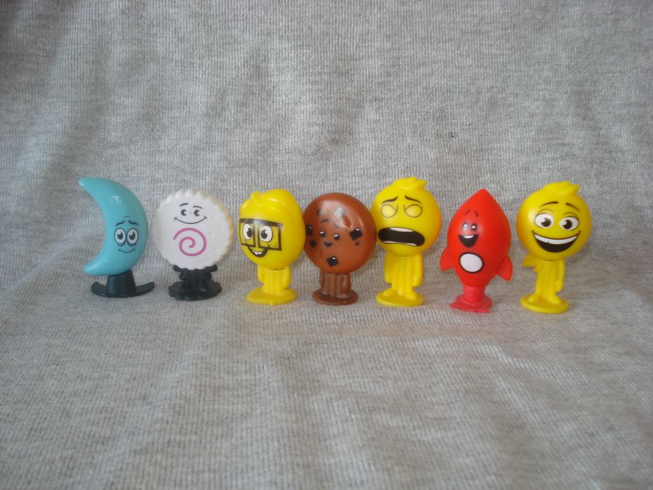 Іграшки з Кіндерів