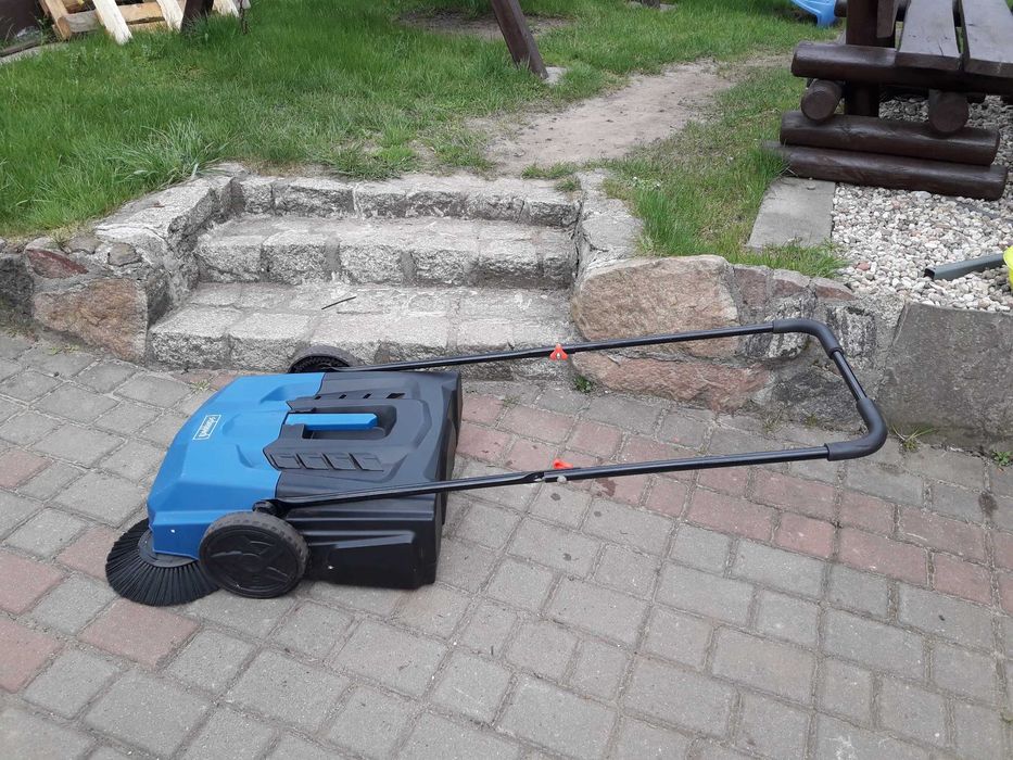 Zamiatarka Do Liści kostki Scheppach Trike-S 3 Szczotki 650 mm