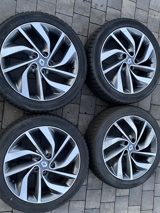Koła RENAULT 7Jx18 , 5x114,3 , ET40. Renault , Nissan
