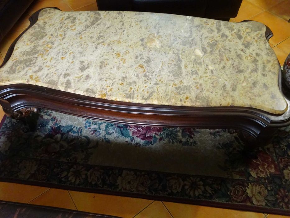 Mesa de centro sala tampo em mármore
