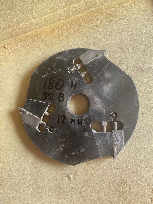 Фрезы по дереву