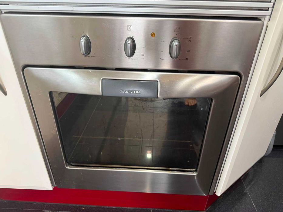 Forno eléctrico Ariston
