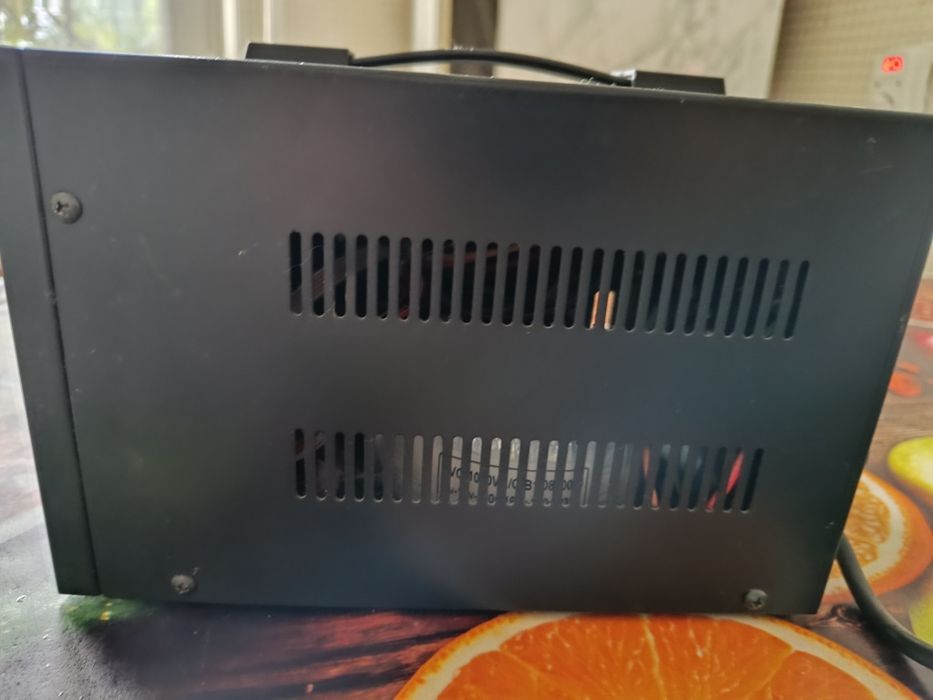 Стабілізатор напруги мережі