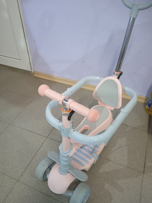 Детский самокат сидушка , девчячий