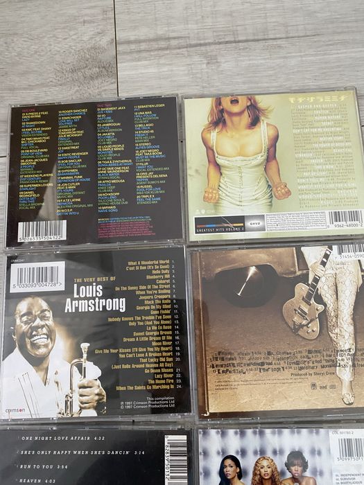 Zestaw płyt CD z muzyką