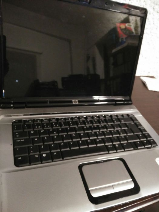 Portátil HP - 2GB RAM (avariado) - Venda / Troca