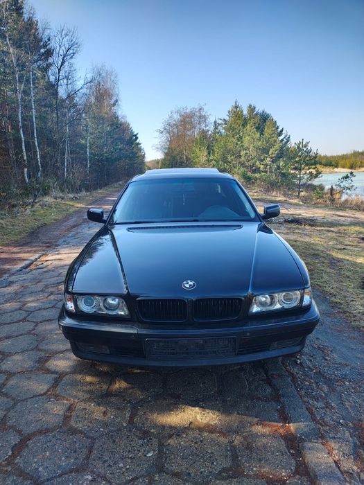 BMW 7 e38 3.0  V8