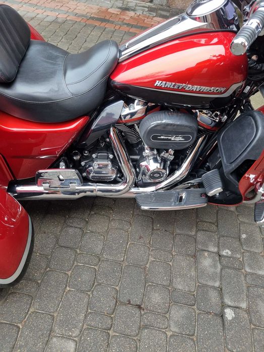 Harley-Davidson CVO Tri Glide Trajka