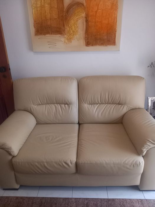 sofá 2 lugares  beige