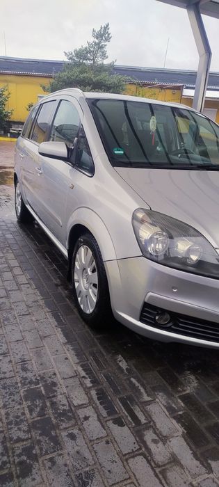 Продам Опель зафіра б 1.9 дизель 120к.с 88 квт