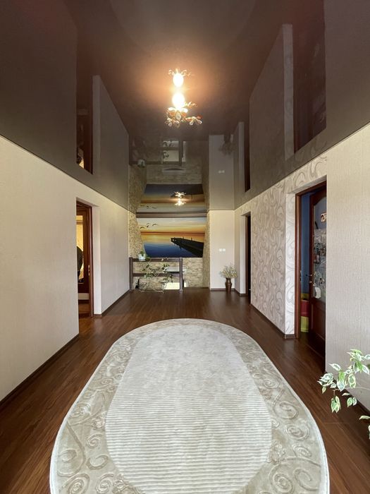 Продаж будинку в с. Великі Береги, 233 м. із сонячною системою панелей