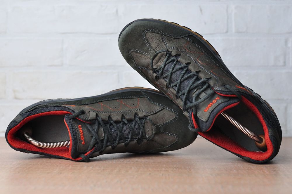 Кросівки Lowa Toro Gore-Tex