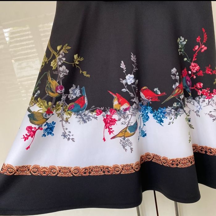 Нарядна сукня Ted Baker неймовірна