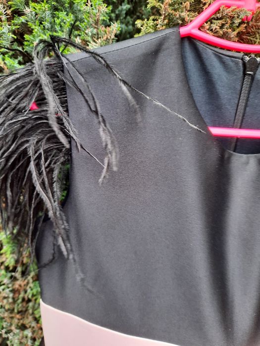 Нарядне плаття з рожевим бантом для  принцеси !