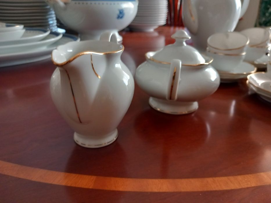 Vista Alegre Tea Set430225842063943686