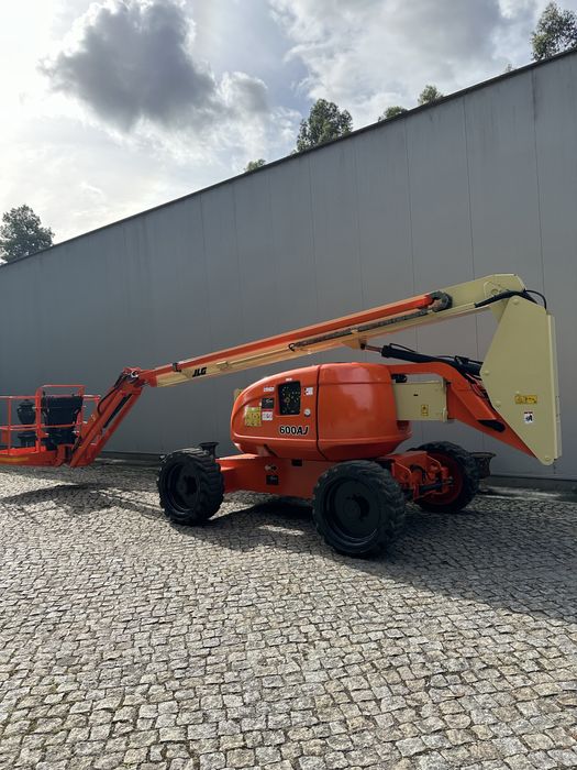 Plataforma elevatoria articulada 21 metros