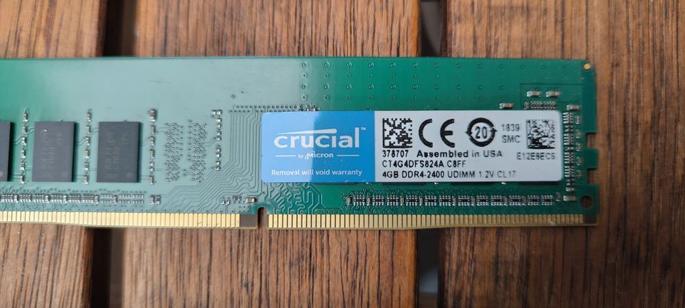 Ram 4GB DDR 4 crucial para PC desktop