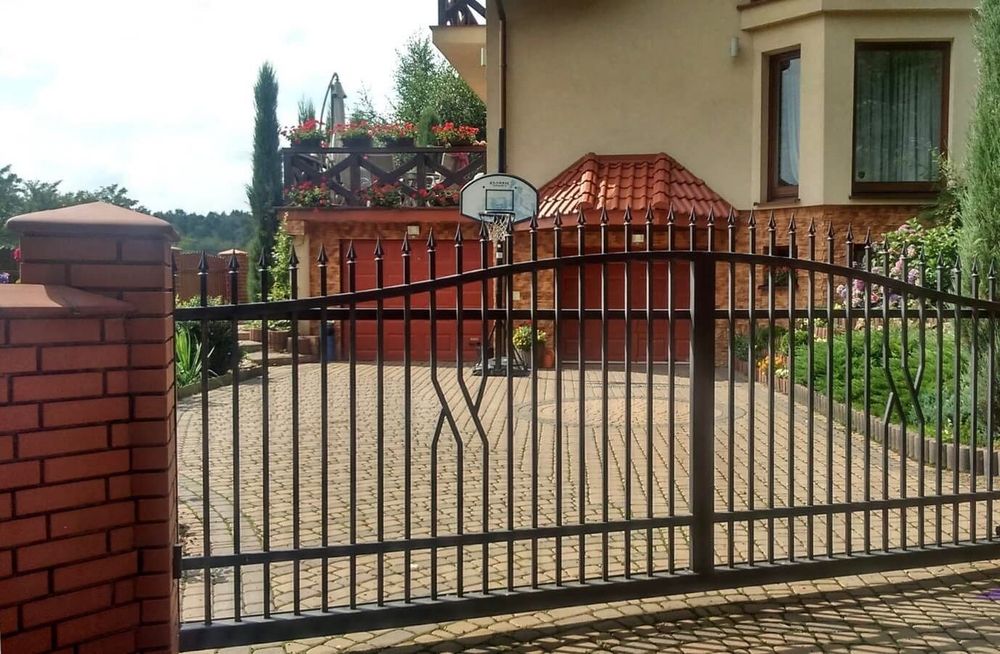 Spawanie bram płotków balustrady konstrukcji stalowej