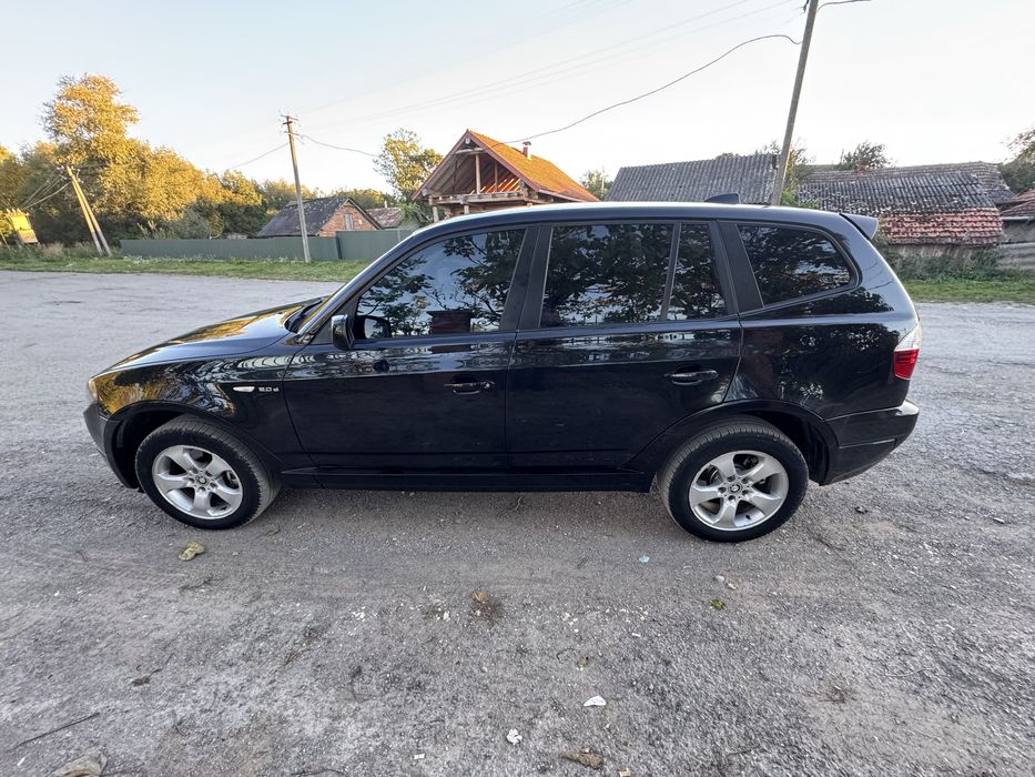 BMW X3 E83     2.0d    Повний привід xDrive