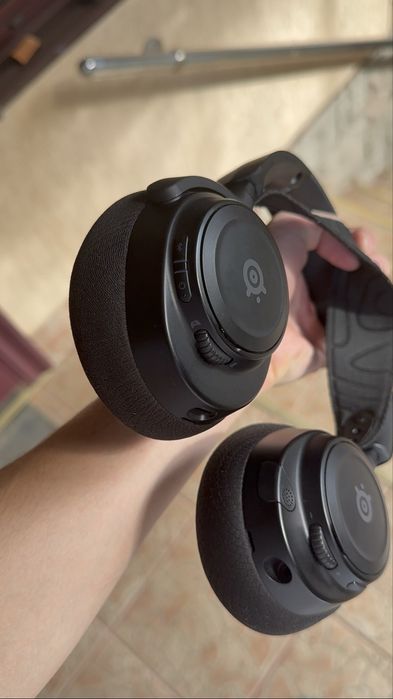 SteelSeries Arctis Nova 7 Wireless / 2.4 GHz + Bluetooth / USB-C