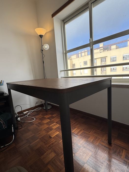 Secretária IDASEN IKEA