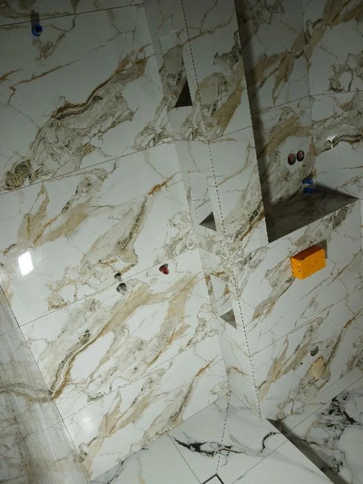 Виконуємо плиточні роботи