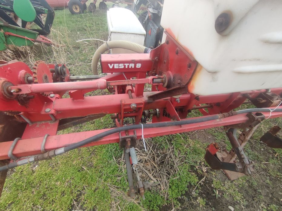 Продам сівалку  ВЕСТА-8. АГД-2.5Н Ціна за комплект.