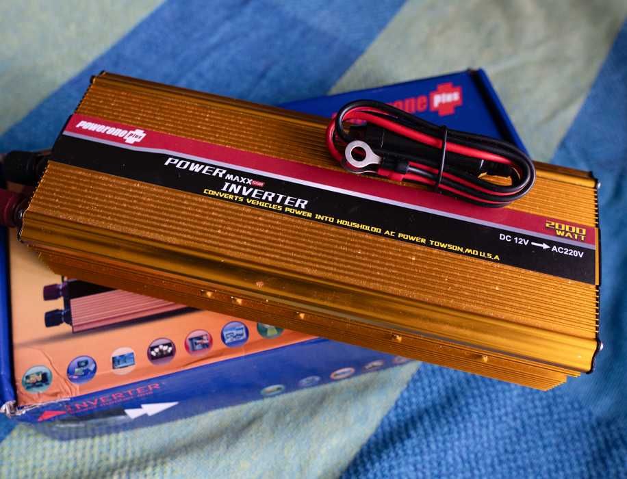 Інвертор для авто Power Inverter SSB-2000W