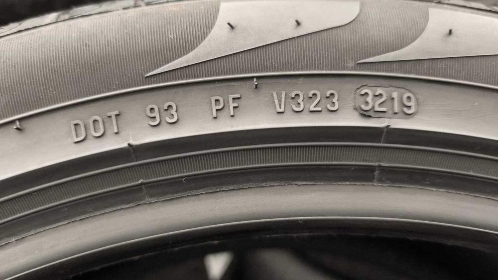 4 sztuki opony lato 235/45/20 Pirelli 100VXL (OL697/OH)