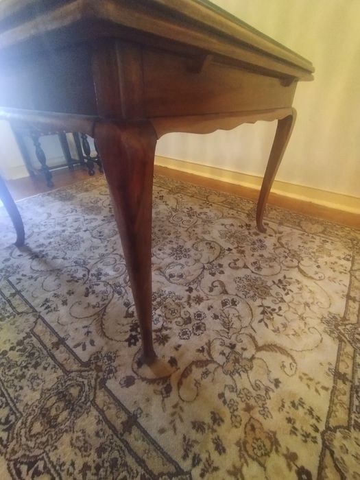 Mesa de Jantar Queen Anne