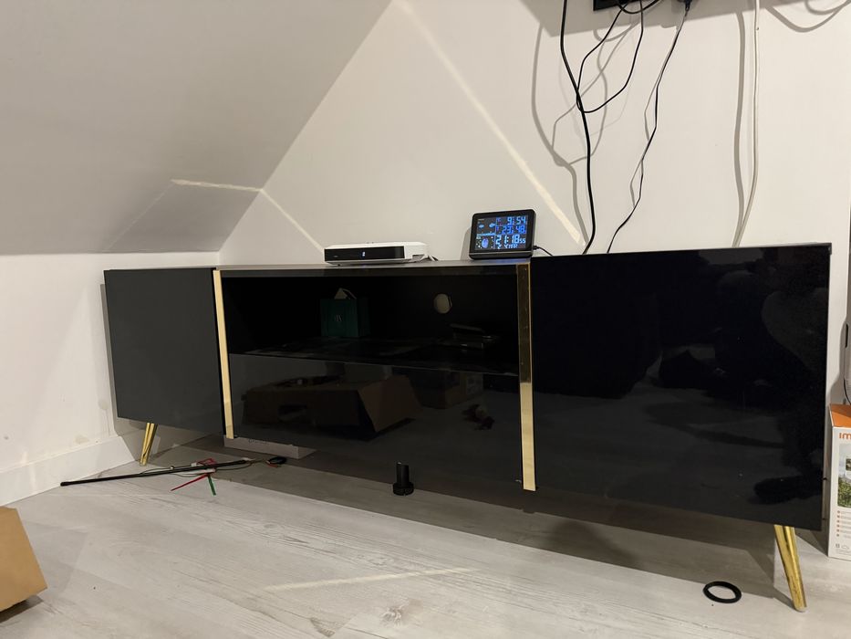 Sprzedam szafke rtv wraz z szafka nocna