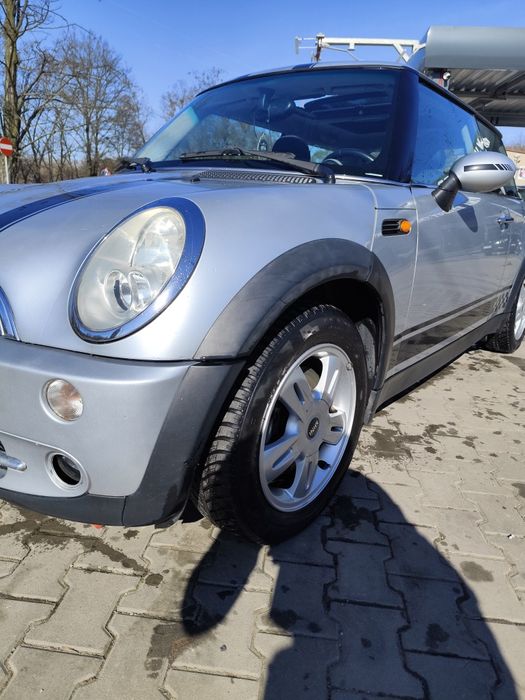 Mini Cooper R50, 2004r