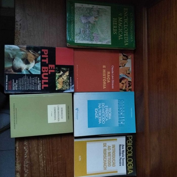 Livros de Psicologia Clinica entre outros