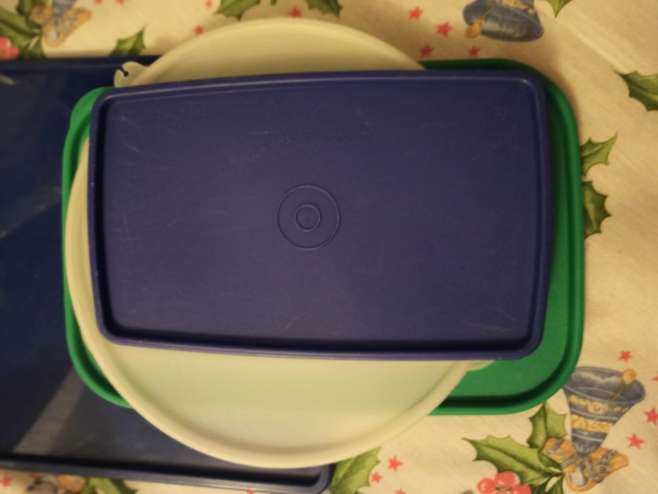 Tampas Frigoverre e Tupperware