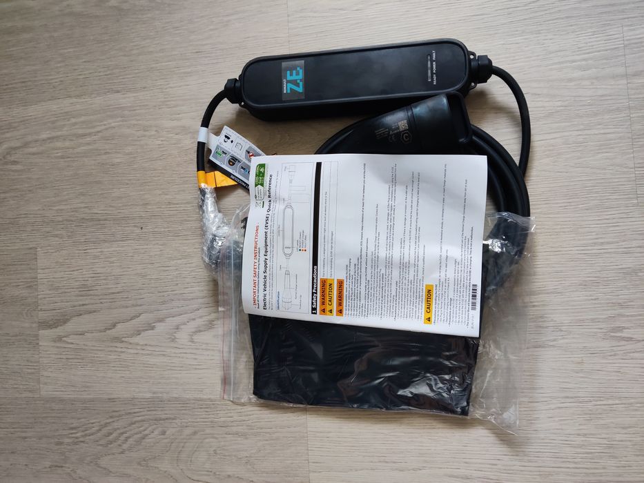 Зарядний пристрій Renault Zoe Kangoo Megan eNV200 Leaf, Рено зарядка