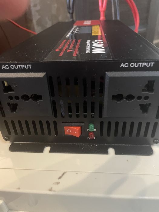 В НАЛИЧИИ !! Инвертор 12V 220V 4500 Вт Правильный Чистый Синус.