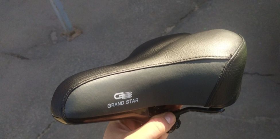 Велоседло. Седло на велосипед. Седло
