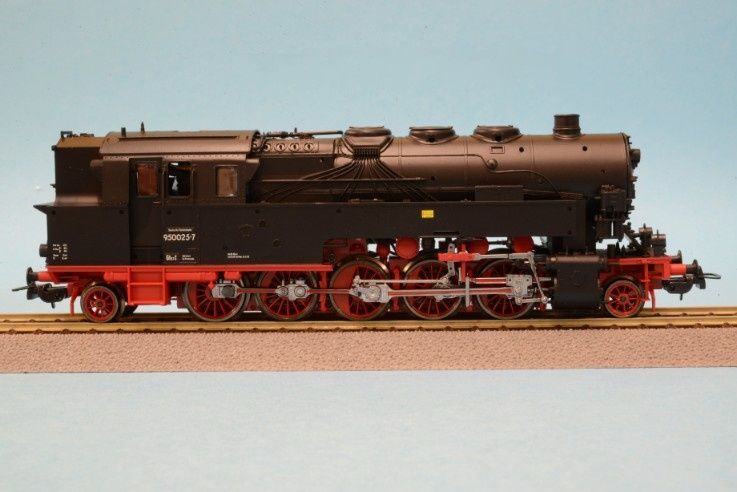 Паровоз BR 95 der DR Piko 50137 1:87 HO аналоговый