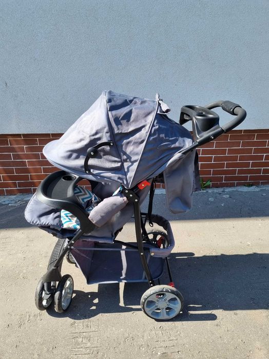 Spacerówka dla dziecka bardzo lekka