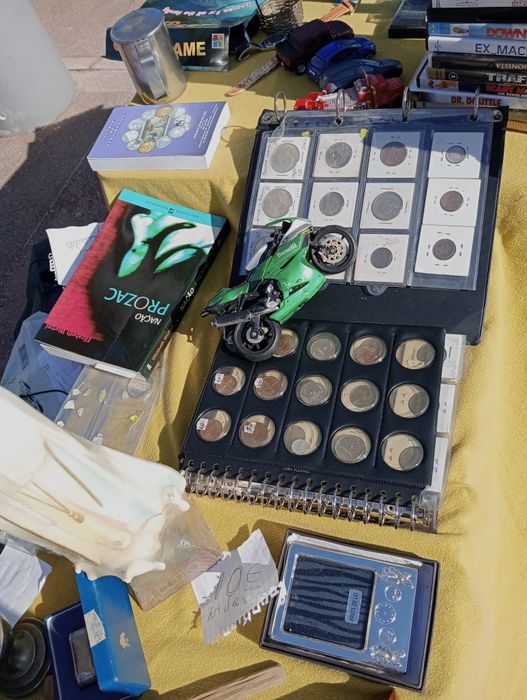 Tudo o que está nas fotos..a bons preços