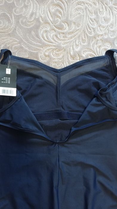 Купальник суцільний сдельный "Crivit" р- р  M- L новий