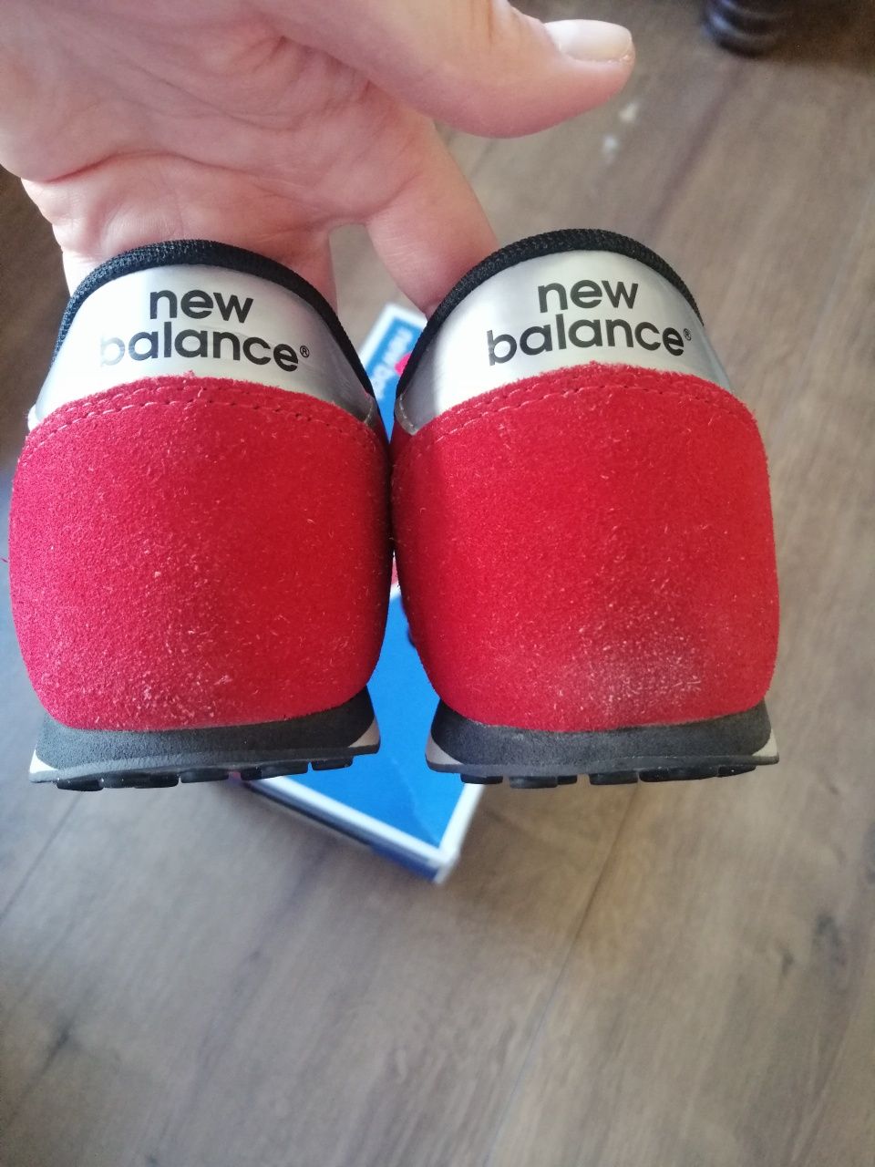 Buty sportowe damskie czerwone New Balance 410 rozmiar 39 Warszawa Wilanow OLX.pl