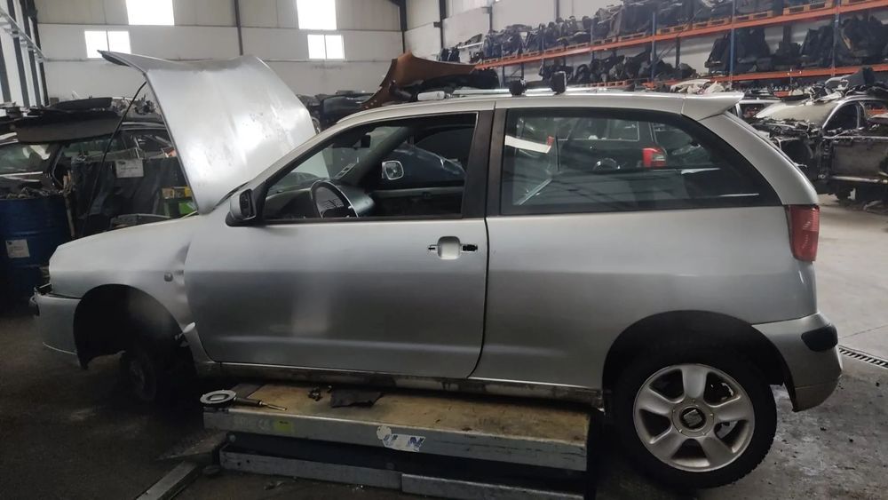 Tablier Seat Ibiza 6K2 1.9 tdi 110cv ASV de 2000