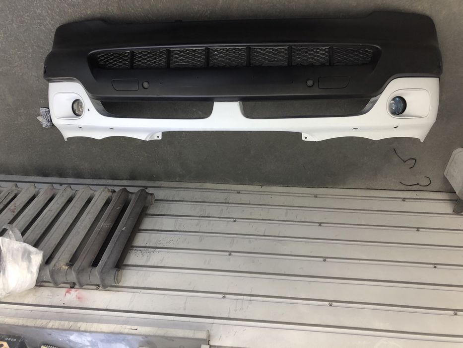 Бампер BMW X5 e53 рест