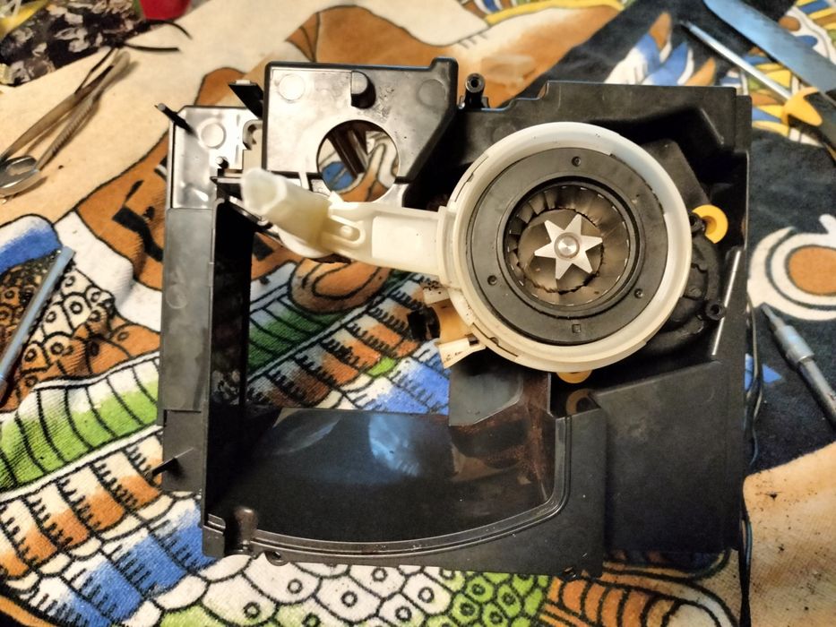 Разборка Кофемашины Krups EA81