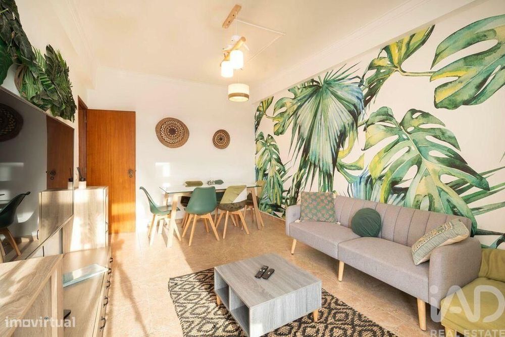 Apartamento T3 em Almada, Cova da Piedade, Pragal e Cacilhas de 118,00