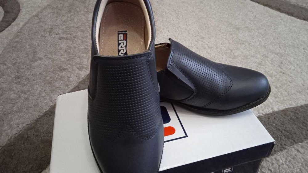 Детские туфельки